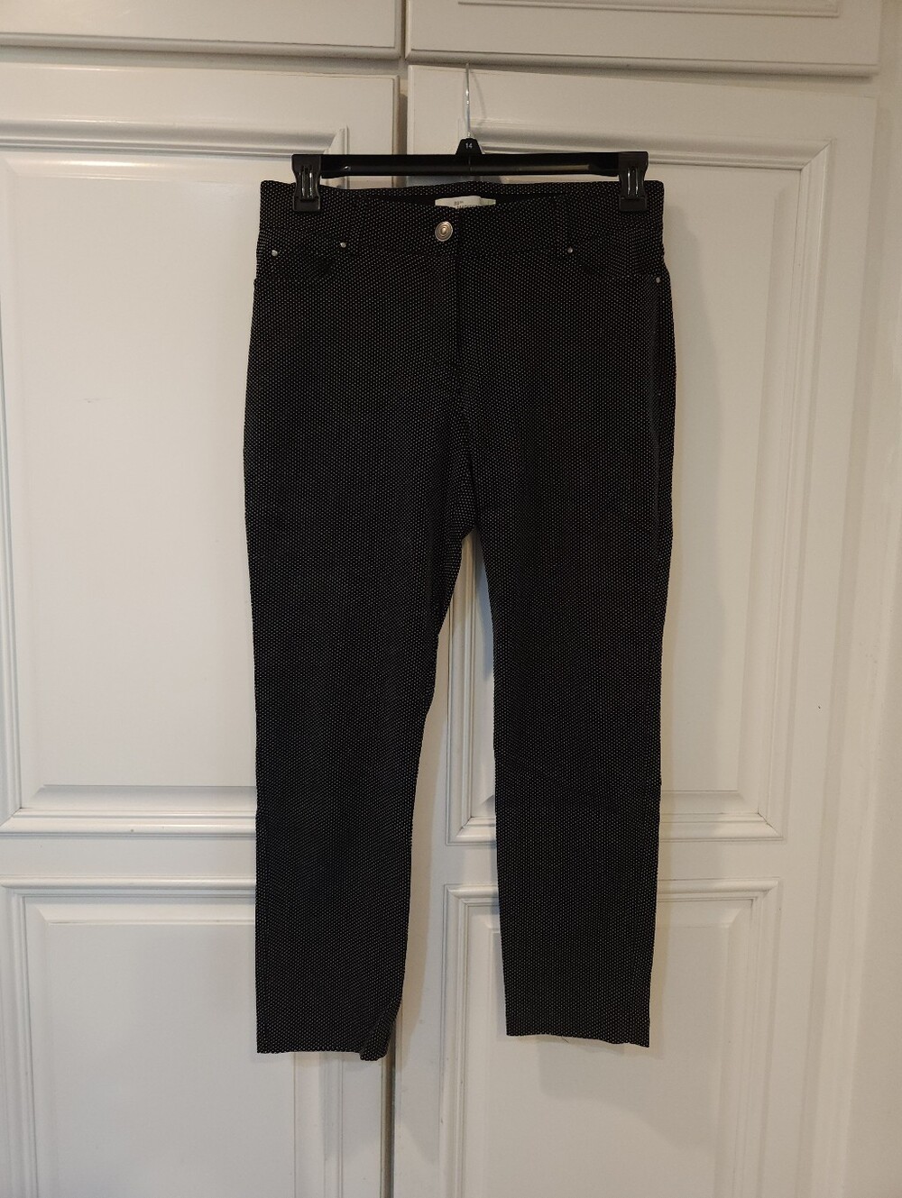 Black Women's Slim Fit Polka Dot Panrs